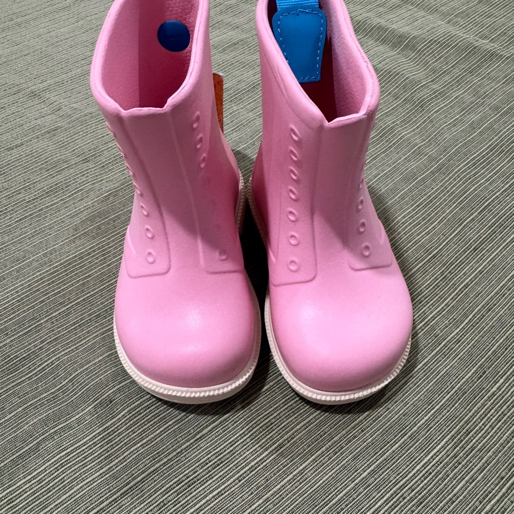 Native Pink Kids Water Shoes